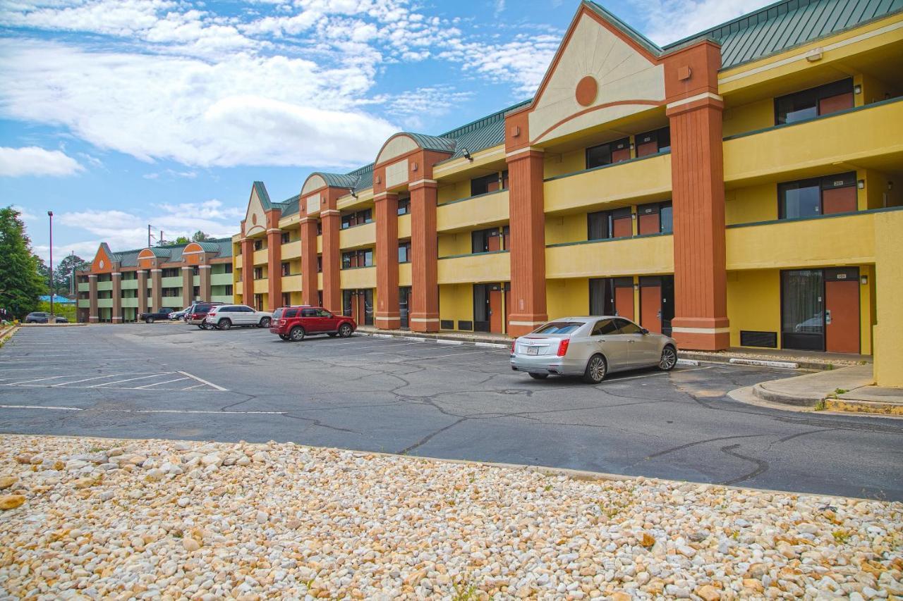 My Homes Macon North I-75 By Oyo Экстерьер фото